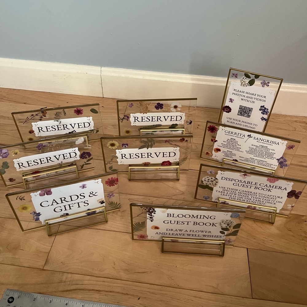 🛑SOLD🛑 Wedding Signs